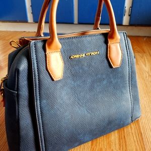 Adrienne Vittadini bag